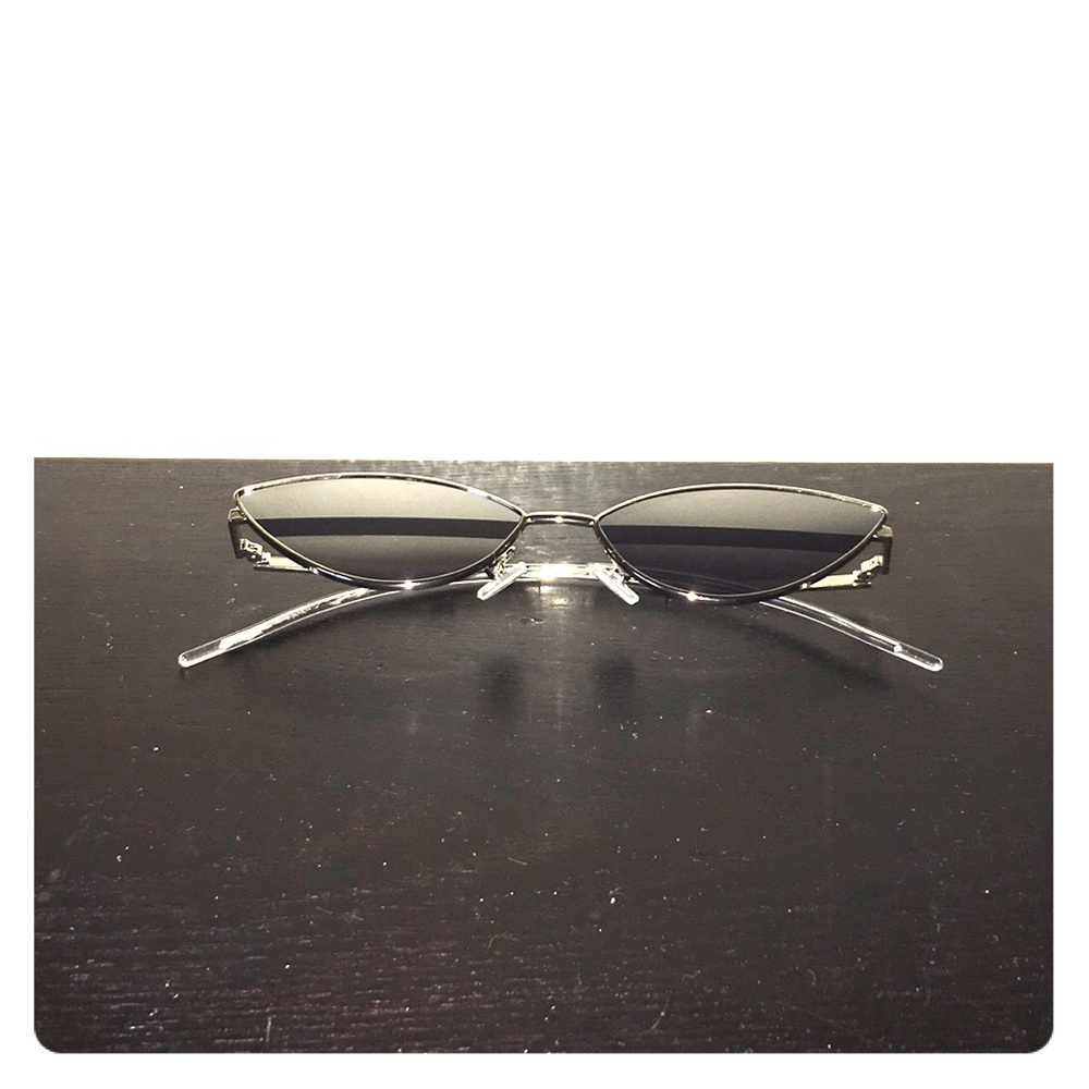 Slim cat eye sunglasses